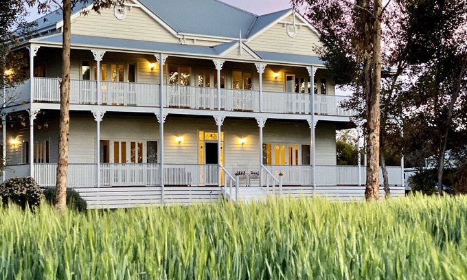 Swan Hill House | Spectacular Riverside Homestead