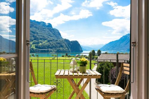 Brienz Apartment | Spirit Apartments - Balkon mit Seesicht - Parkplatz