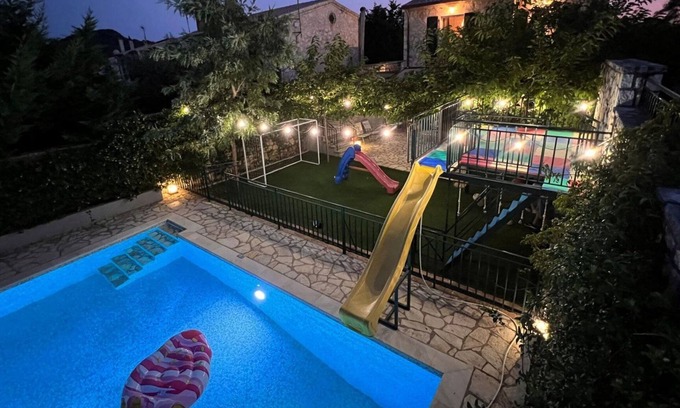 Gouvia Villa | Splendid Gouvia Villa | 3 Bedrooms | Villa Yiarios | Private Playground