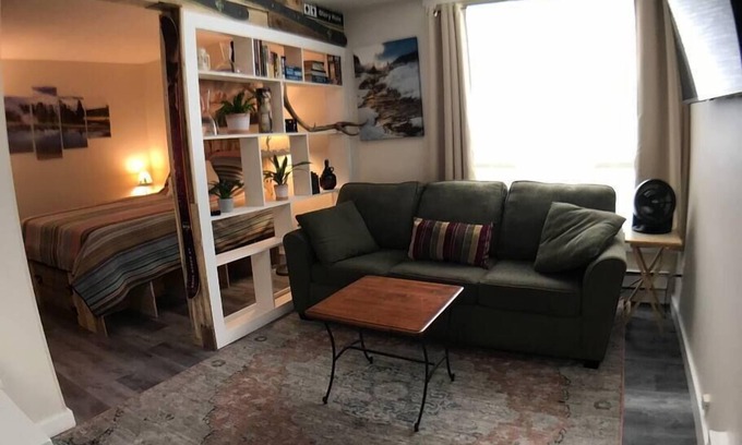 Big Sky Apartment | Sporty Mountain & Lake View 3rd Floor Studio