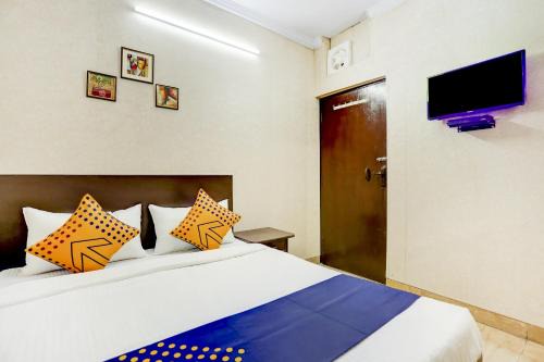Ghaziabad Hotel | SPOT ON Kings Lodge