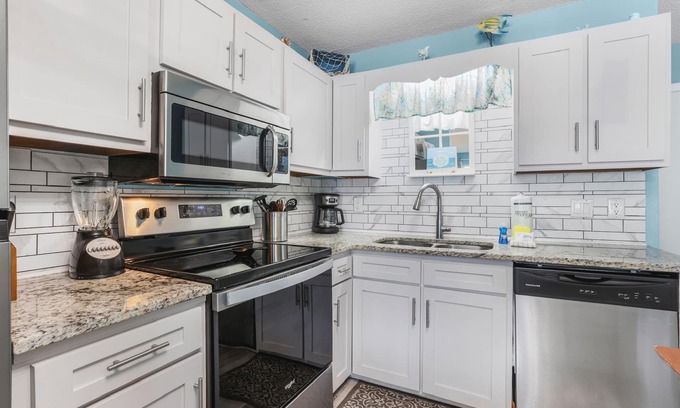 Fort Morgan Resort | Spring and summer are coming! The beach is calling.