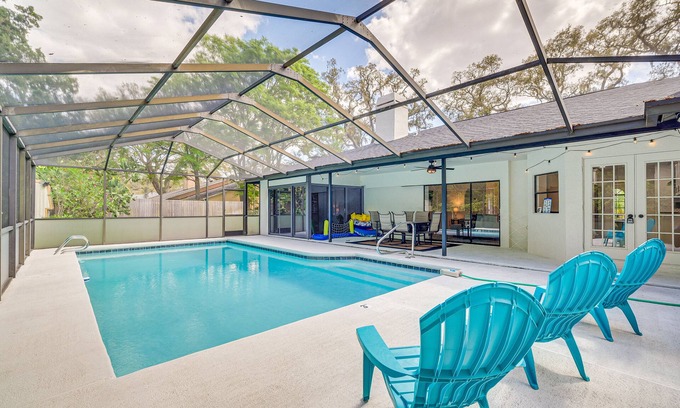 Spring Hill House | Spring Hill Retreat w/Pool: 7 mi to Weeki Wachee!