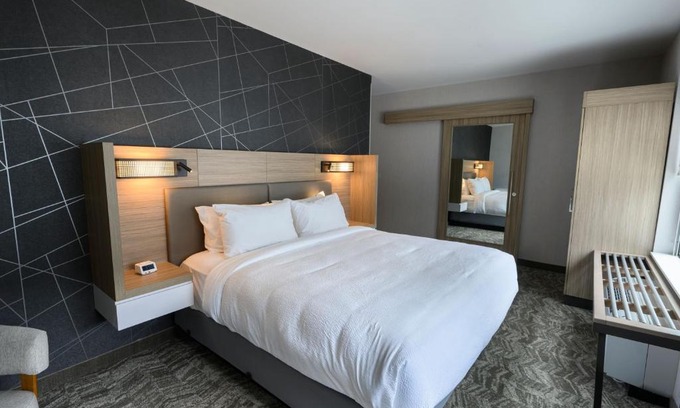 Downtown Colorado Springs Hotel | SpringHill Suites by Marriott Colorado Springs Downtown