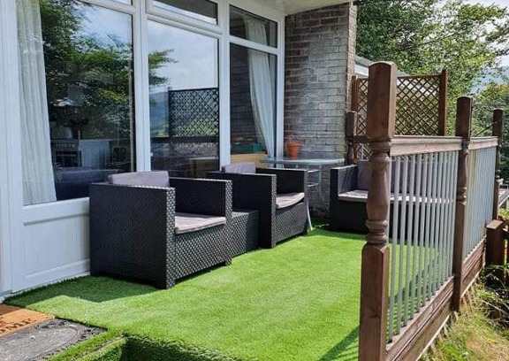 Bryn-crug Cabin | Springside Chalet20