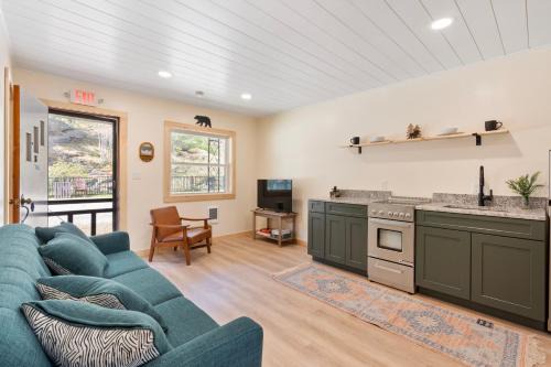 Holderness House | Squam waterfront 2 bed 2bath (Suite 8)