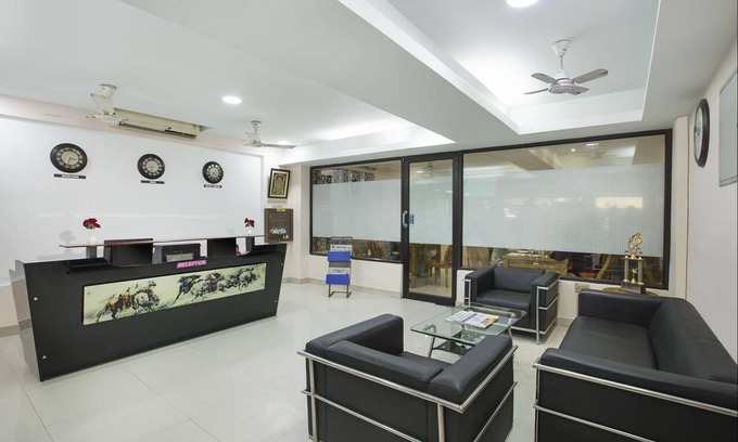 Periamet Hotel | Sr Residency