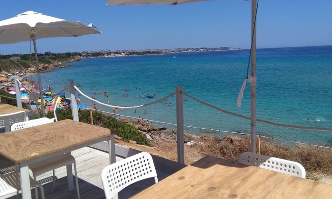 Plemmirio Villa | SR Villa Plemmirio at 400 meters sea 6 \ 8 p bed-