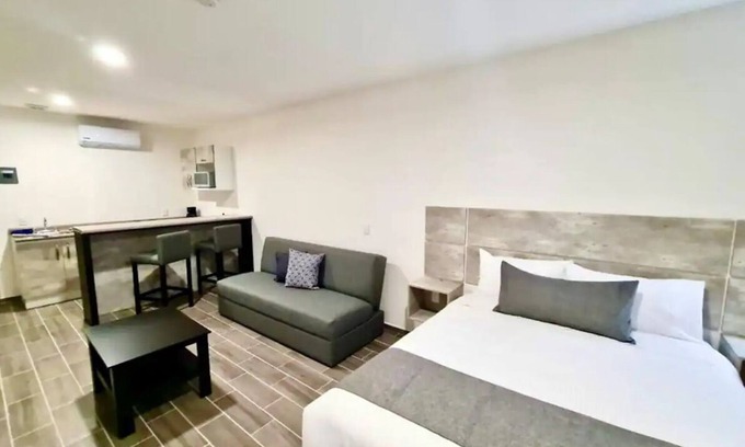 Granja Apartment | Sr101 Amazing Loft Best WIFI Location A/A