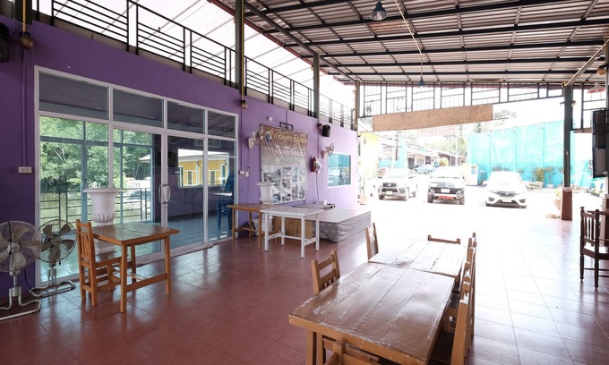 Khlong Thom Hotel | Srikanlaya Resort