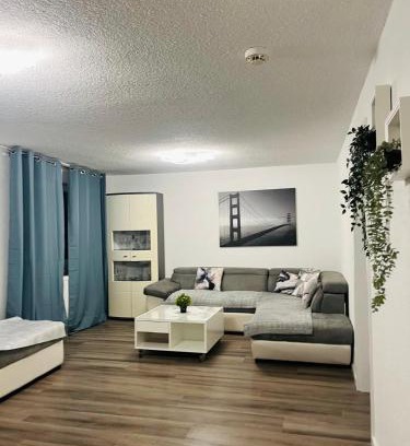 Neckarwestheim Apartment | SRooms - Neckarwestheim