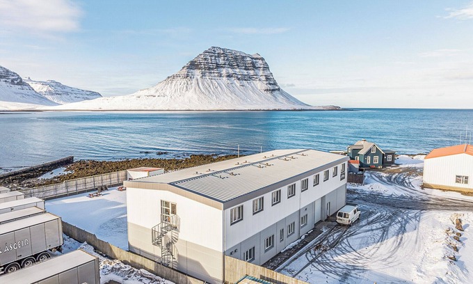 Grundarfjordur House | Stöð Guesthouse & Aparments