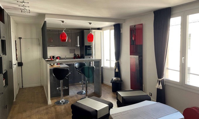 Quartier de la Monnaie Apartment | St André des Arts - Logement Entier - 2 Pièces 47 m2