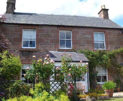 Alyth House | St Louan's