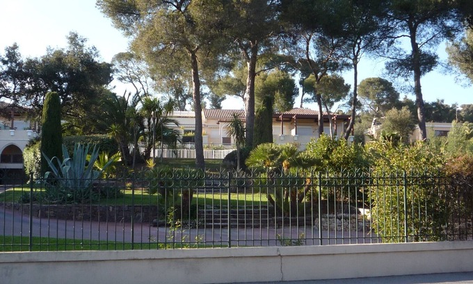 Boulouris-sur-Mer Apartment | ST RAFAEL-BOULOURIS, seaside, great appartment 2room, ground floor