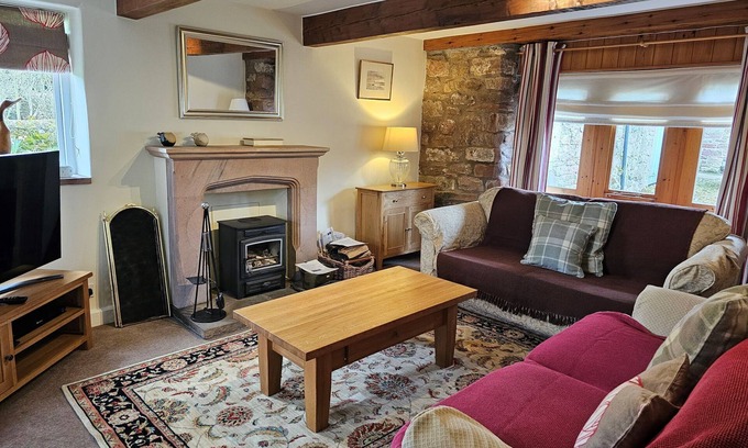 Penrith Cottage | Stable Cottage Greystoke Gill - a cottage that sleeps 6 guests in 3 bedrooms