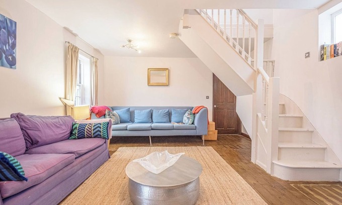 Saxmundham Apartment | Stable Cottage, Saxmundham