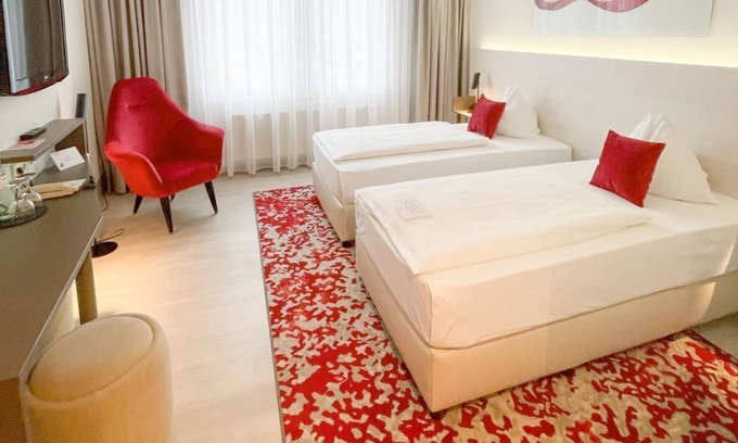 Leubnitz-Neuostra House | Standard-doppelzimmer - Ramada by Wyndham Dresden