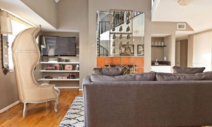 Waller Creek District Condo | Standard Hotel 4 Bedrooms