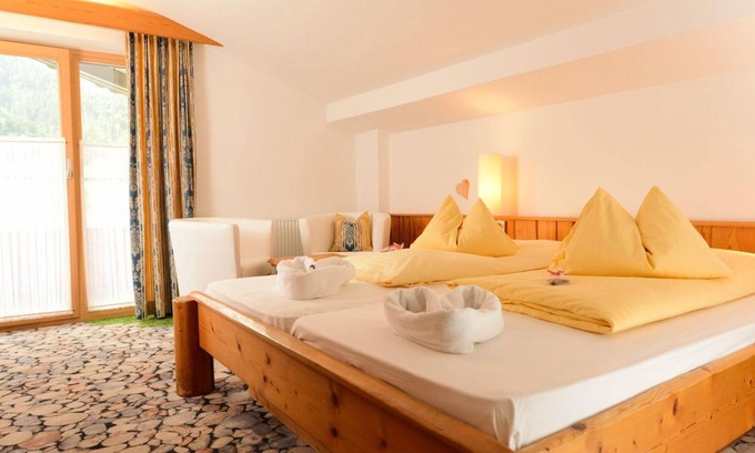 Weissenbach House | "Standard" without balcony (from 7 nights), 3/4 p. - Hartweger's