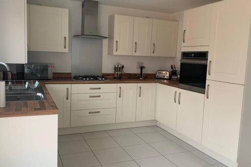 Wellingborough House | Stanton Cross 5 persons 3 Bed Home