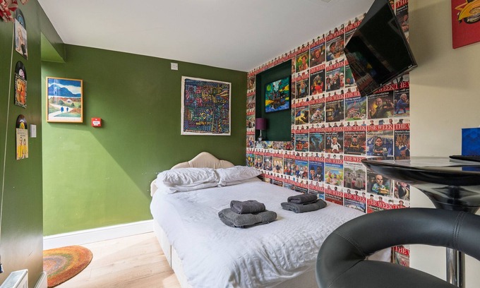 Harrogate Apartment | Starbeck House: Studio apartment 6, sleeps 2