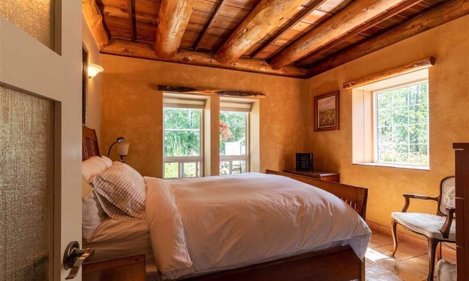 Division No. 10 Cottage | Stargaze in the forest. Enchanting Straw Bale Cottage nestled in nature.