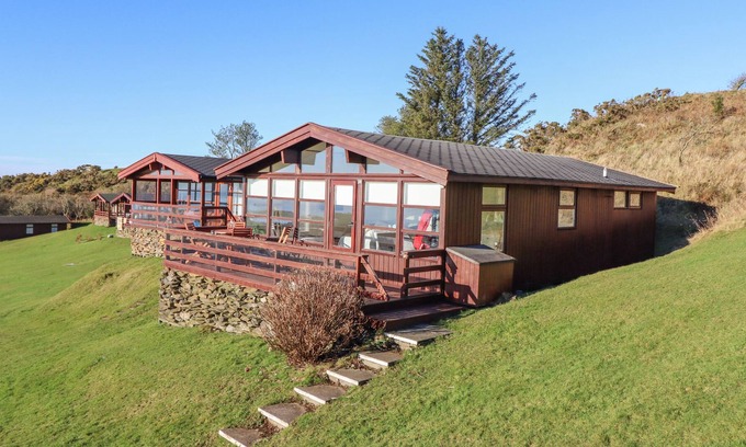 Aberdovey Cabin | STARGAZING, family friendly, character holiday cottage in Aberdovey
