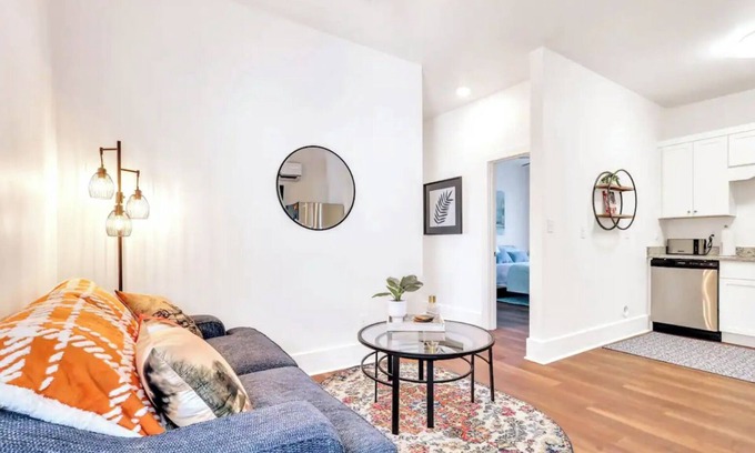 Dixon Park House | Starland District,walking Distance to Forsyth!n