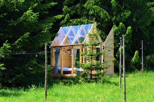 Subcetate Other | Starry Night Retreat