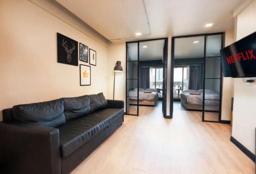 Bang Rak Apartment | State tower 2 bed city view Bangrak near ICON SIAM