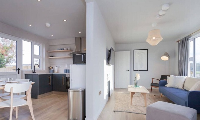 Kesh Apartment | Station Road Apt A · New, modern apartment in Kesh!