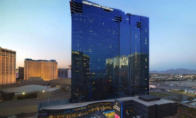 Las Vegas Apartment | Stay at the Elara during the Superbowl!n2 Bed Room 2 Bath Corner Suite