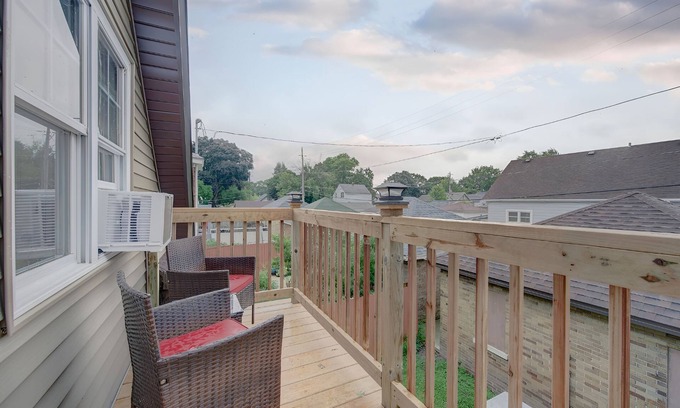 Bay View House | Stay Central in Bayview: 5 Min to Downtown