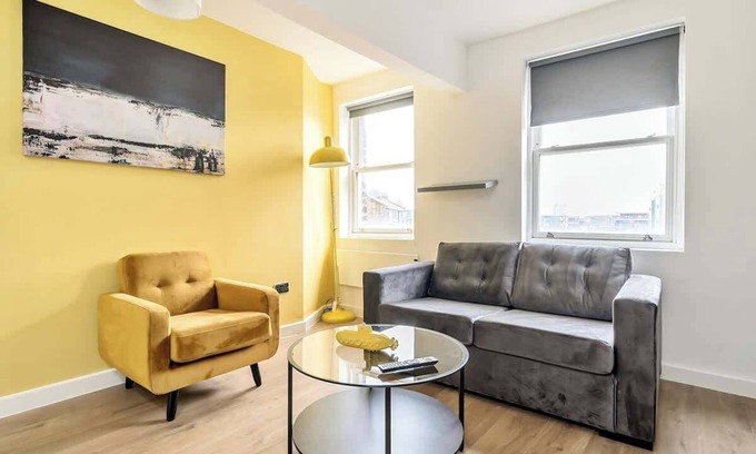 Chinatown Apartment | Stay in Liverpool City Centre