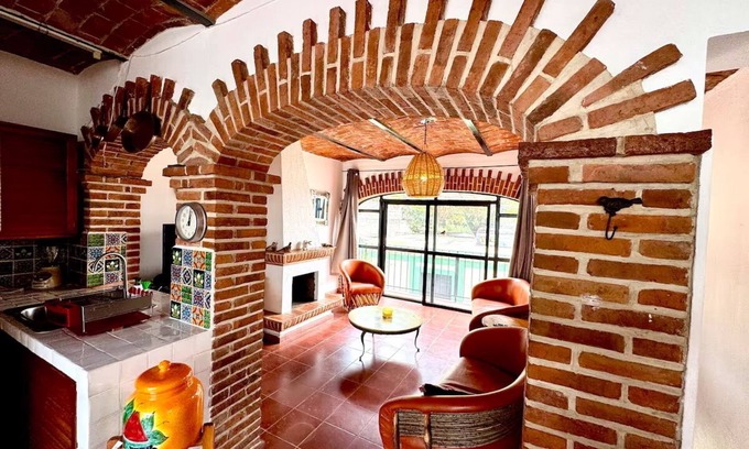 Ajijic House | Stay in the center of Ajijic. Enjoy a rooftop with a view.