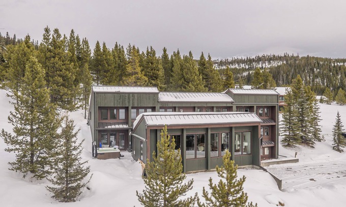 Big Sky House | Stay Montana | Vista at Lone Peak! - Sleeps 20