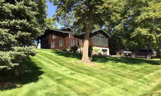 Pequot Lakes Cabin | Stay On The Point! Water In Front And Back! Two Docks, Kayaks, Paddle Boards!
