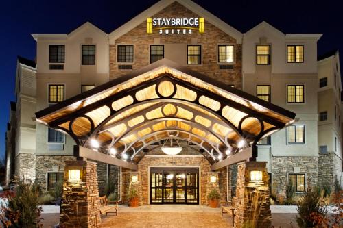 Warrendale Hotel | Staybridge Suites - Pittsburgh-Cranberry Township by IHG