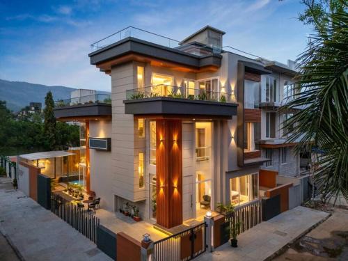 Wadgaon Villa | Stayscape Maison Bellevue 6BHK Lonavala