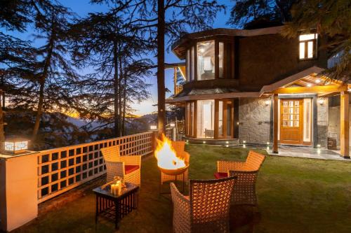 Shimla Villa | StayVista at Oakwood Manor