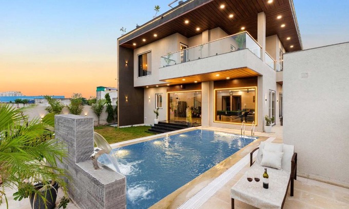 Jaipur Villa | StayVista's The Rose Gold - City-Center Villa with Private Pool, Games Room & Kids Zone