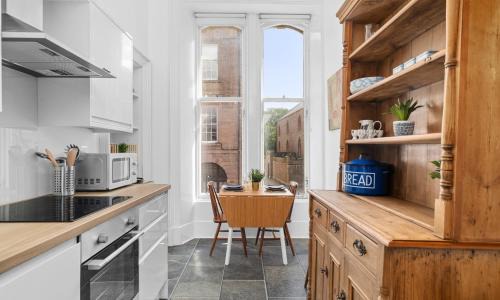 Montrose Apartment | Steeple View Apartment - Cosy 1 bed in Montrose