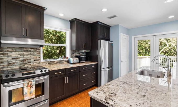 Grayton Beach House | Stella Luna in Old Grayton- Perfect for Families and Friends
