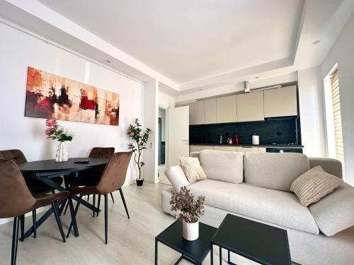 Stefanestii de Jos Apartment | Stellara Garden #cosmopolis #6people