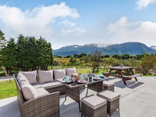 Banavie House | Stepps Cottage