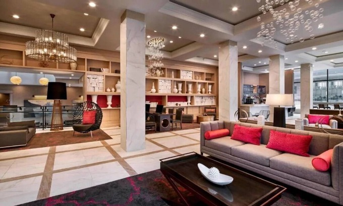 Downtown Baltimore Hotel | Steps from Baltimore Highlights | 2 Affordable Units Close to National Aquarium