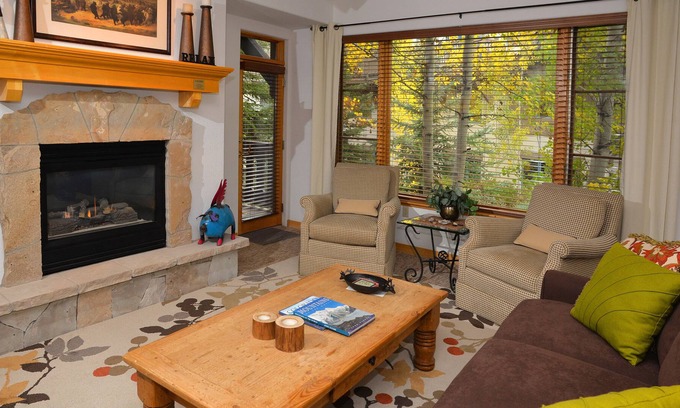 Edwards Condo | Steps from the Arrowhead lift in Beaver Creek, Views, garage, Ski Locker!!