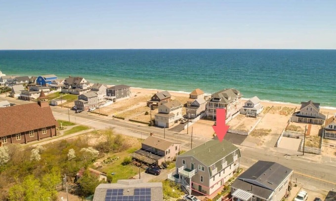 Salisbury Beach Apartment | Steps to Beach | Cozy 1BR + Yard | Sleeps 4 + AC