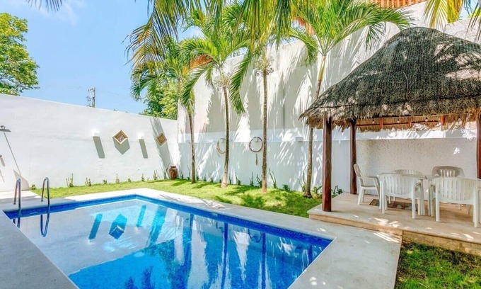 Puerto Morelos Condo | Steps to Beach, Rooftop Spa Tub, Bikes, Pool